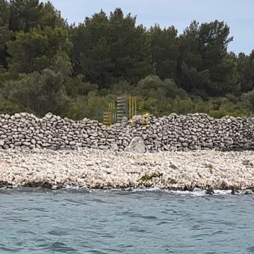 IZUZETNO ZEMLJIŠTE,PRVI RED UZ MORE-Gangarol