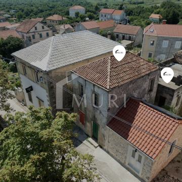 PELJEŠAC, JANJINA - Kamena kuća (88m² + 14m²) za renovaciju