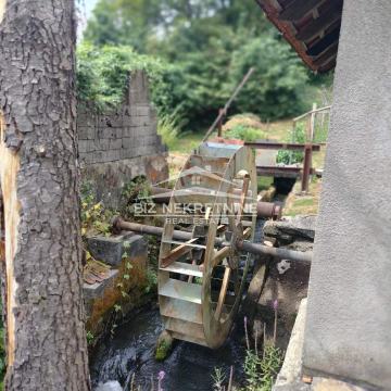 JOSIPDOL - imanje sa mlinom u funkciji