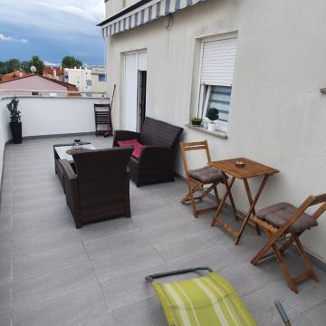 KAJZERICA, XII.PODBREŽJE, 31m2 stan+ terasa18.5m2 + pm - BEZ PROVIZIJE