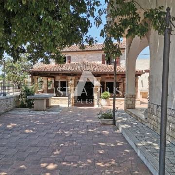 Kamena kuća- okolica Vrsar