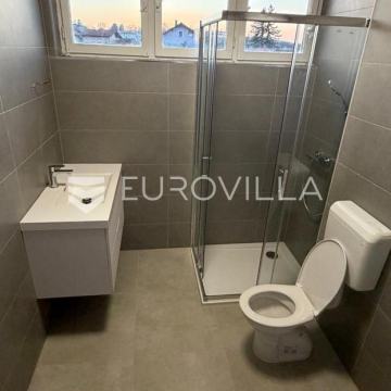 Karlovac, Švarča, stan 52 m², na odličnoj lokaciji