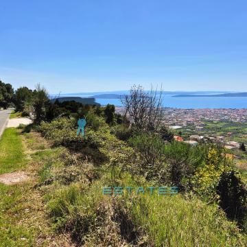 Kaštel Stari, atraktivna čestica s pogledom i pristupom, 1074 m2