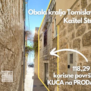 Kaštel Stari, kamena kuća 118,29 m², 3 etaže s terasom, 50 m do mora