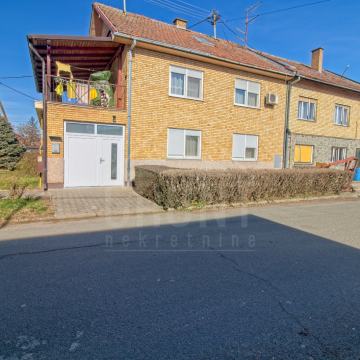 Katnica | 200 m2 | 264 m2 zemljište | Retfala