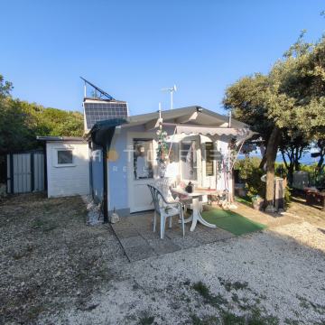 Kavran, kućica sa pogledom na more