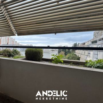 KOMFORAN TROSOBAN STAN- TRSTENIK SPLIT