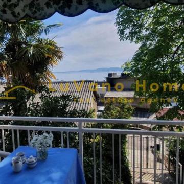 Krnjevo, Rijeka - Samostojeća kuća, 3 stana, okućnica, pogled, parking