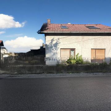 KUĆA (110m2), TRNJE, PARCELA 126m2