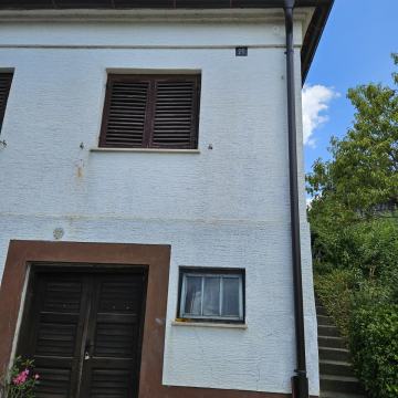 Kuća. Bedenica, 80.00 m2 na parceli 1568m2