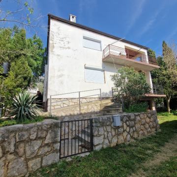 CESARICA - KUĆA SA DVA APARTMANA