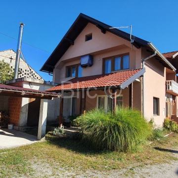 Kuća, dvojni objekt 120 m2 Volavje, samo 120.000 €