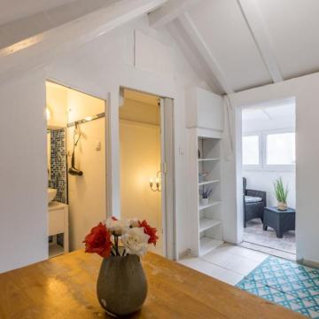 Kuća: Kaštel Lukšić, 54.00 m2 u centru, 50 m od mora