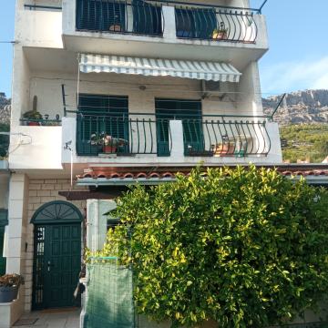 Kuća: Kučine, 240 m2  PRODAJA -ZAMJENA, SPLIT I OKOLICA