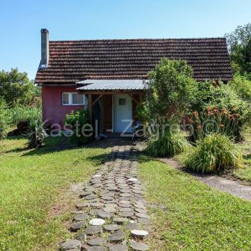 Kuća: Marija Bistrica, Podgorje Bistričko površine 83m2, parcela 800m2
