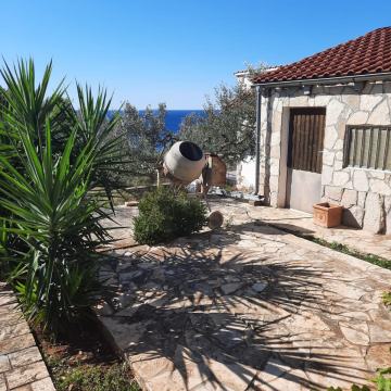 Kuća: Maslinica, samostojeća 200 m2, pogled na more, asfalt