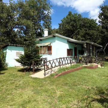 Kuća na mirnoj lokaciji - Loborika