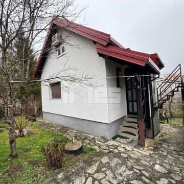 Kuća na mirnoj lokaciji – Pojatno, Zaprešić