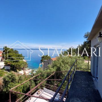 Kuća uz more na Korčuli.