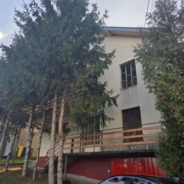 Kuća: Našice, 253.00 m2 MOGUĆNOST UREĐENJA TRI STAMBENE JEDINICE