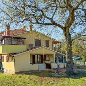 Kuća u nizu na prodaju Novigrad