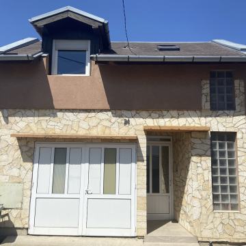 Kuća: Osijek, Splavarska, 137.00 m2