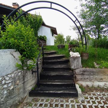 SNIŽENO Kuća: Petrakovo Brdo, 85.00 m2