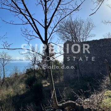 Investicijska prilika, 2 starine na osami s panoranskim pogledom more