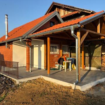 Kuća: Popovača, 49.00 m2