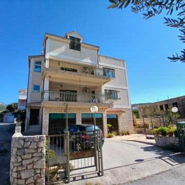 Kuća: Primošten, 563.00 m2