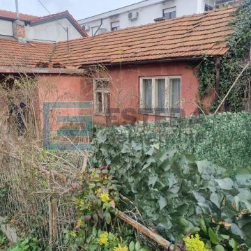 Kuća PRODAJA  za rušenje - TREŠNJEVKA 86 m2, 142 m2 gradilište
