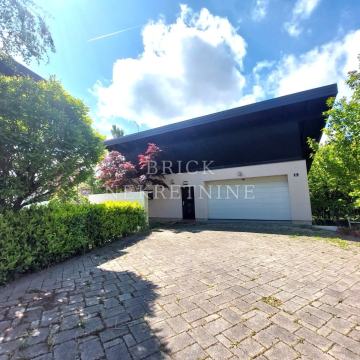 KUĆA, PRODAJA, ZAGREB, ŠESTINE, 260 m2, 6-sobna + GPM + VPM