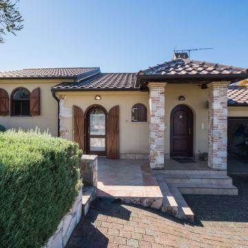 Kuća dvojnica na prodaju Poreč okolica