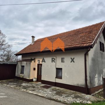 KUĆA ZA RENOVACIJU SA VELIKIM POTENCIJALOM ZA OBITELJ