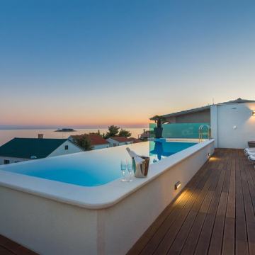 ***Villa Rogoznica ~ novogradnja, 410 m2***