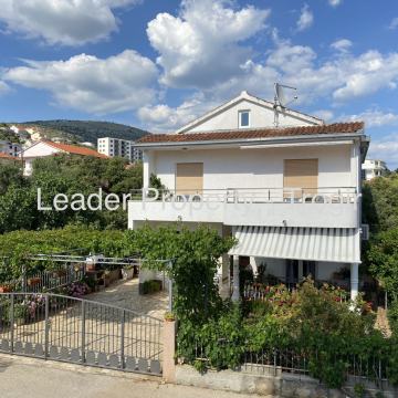 ***EKSKLUZIVNA PRODAJA OBITELJSKE KUĆE***BLIZINA PLAŽE I MORA***