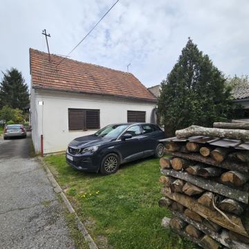 Kuća: Sisak, 99.00 m2