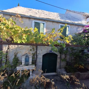 Kuća: Stanići, 120.00 m2