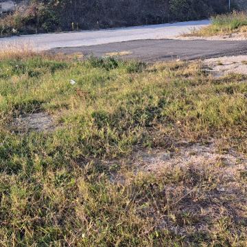 Kuća: TRILJ zapoceta gradnja kuce na grad.zemljistu od 734 m2/83000EUR