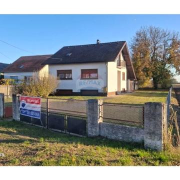 Kuća s velikom okućnicom – Donji Pustakovec, Međimurje