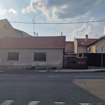 Črnomerec, Kuća 160.00 m2 sa garažom