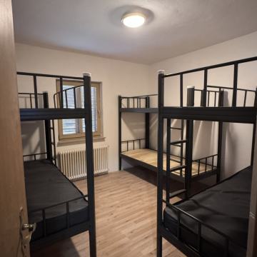 Kuća: Zagreb (Donja Dubrava), 170.00 m2