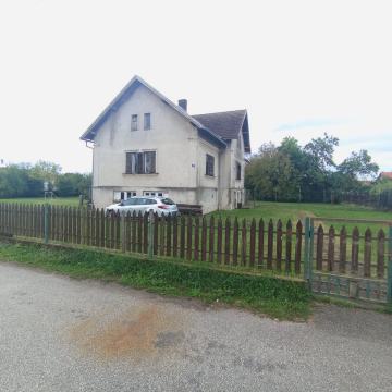 SNIŽENO! Zagreb (Hr Leskovac), 390.00 m2 - perspektivna investicija