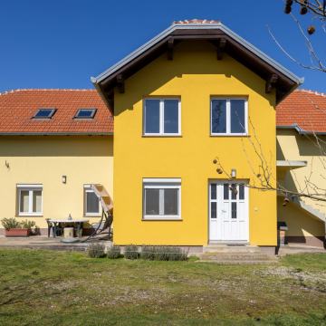 Kuća: Zagreb (Kupinečki Kraljevec), 281.00 m2