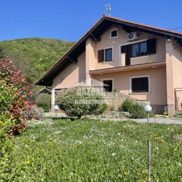 Markuševec, obiteljska kuća, 5-s, veliko dvorište, garaža