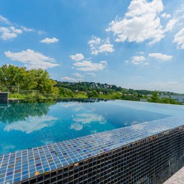 Kuća: Zagreb (Šestine), 378.00 m2