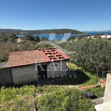 KUĆA+ZEMLJIŠTE, PRODAJA, ŠOLTA, NEČUJAM ,415 m2