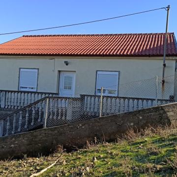 Krneza Kuće, 200m2 sa pogledom na more