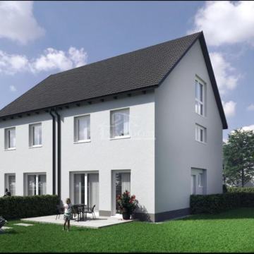 Kutina- dvojna kuća sa vrtom