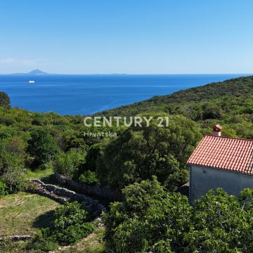 LABIN, KAMENA KUĆA S POGLEDOM NA MORE, 2 KM OD MORA